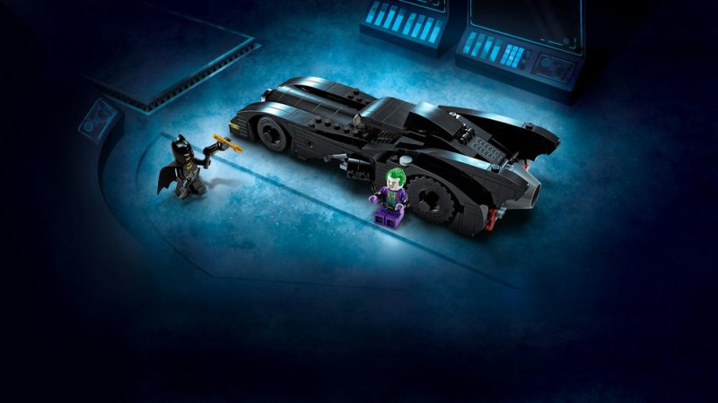LEGO® DC Batman™ 76224 Batman™ vs. Joker™: Honička v Batmobilu