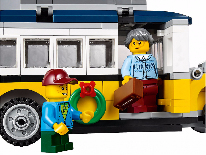 LEGO Creator Expert Nádraží v zasněžené vesnici 10259