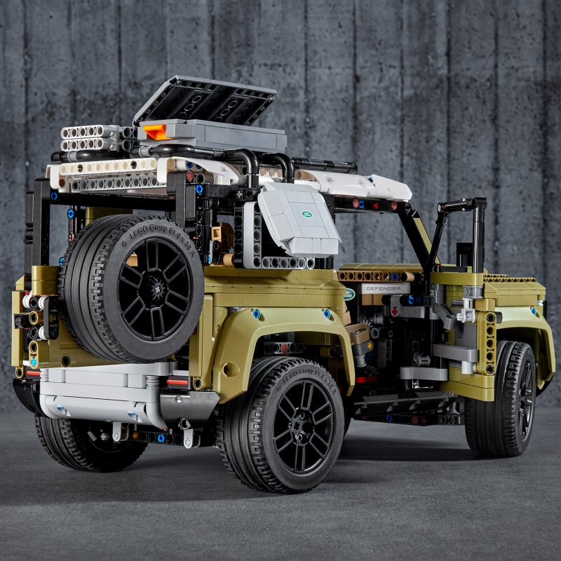 LEGO® Technic 42110 Land Rover Defender