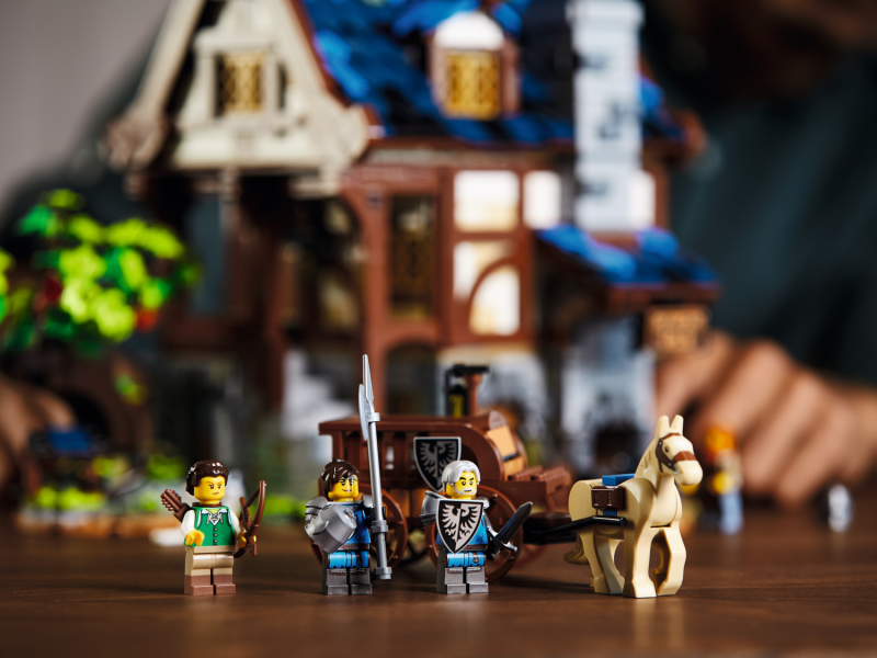 LEGO® Ideas 21325 Středověká kovárna