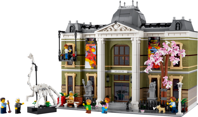 LEGO® Icons 10326 Přírodovědné muzeum