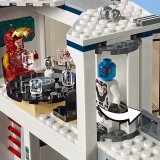 LEGO Avengers Bitva o základnu Avengerů 76131
